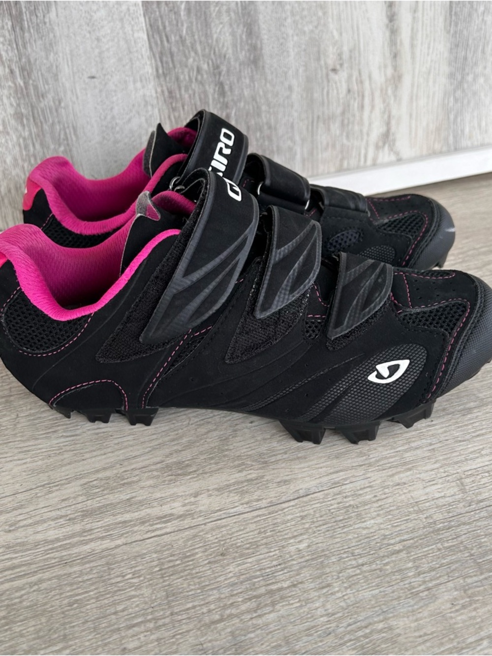 Giro Riela Cycling Shoes Women’s 6.5 Pink Black Three Strap Mountain Eva Footbed